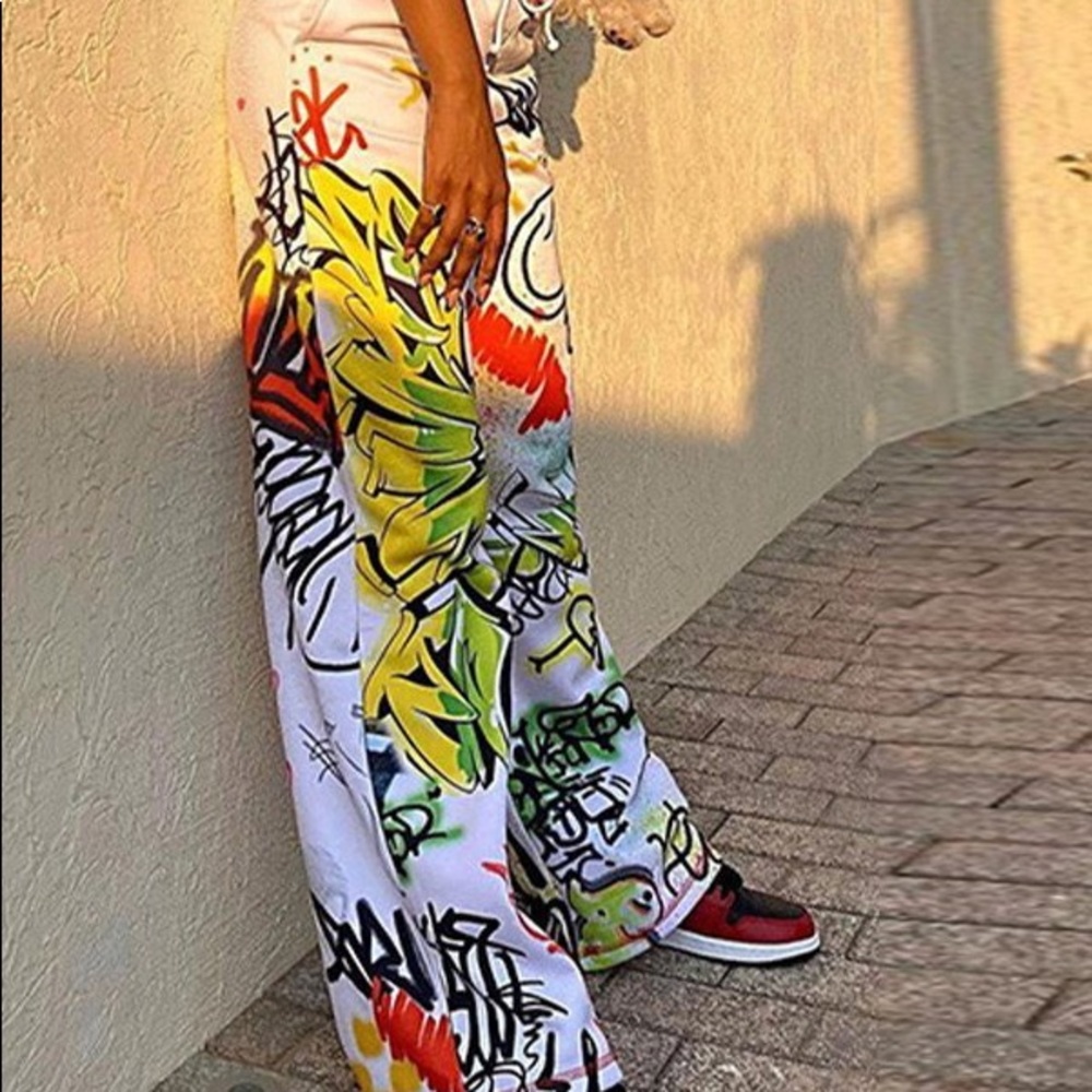 NWOT.  Y2K Graffiti pants size medium